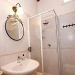 Séjour chez l'habitant La Casa Bianca *