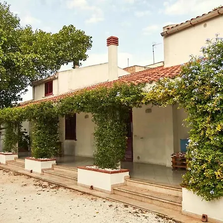 Δωμάτια σε οικογενειακή κατοικία La Casa Bianca Μαρσάλα